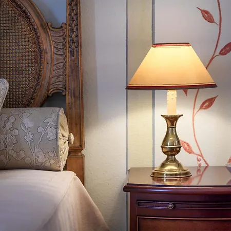 Aparthotel Palacio De Santo Estevao *